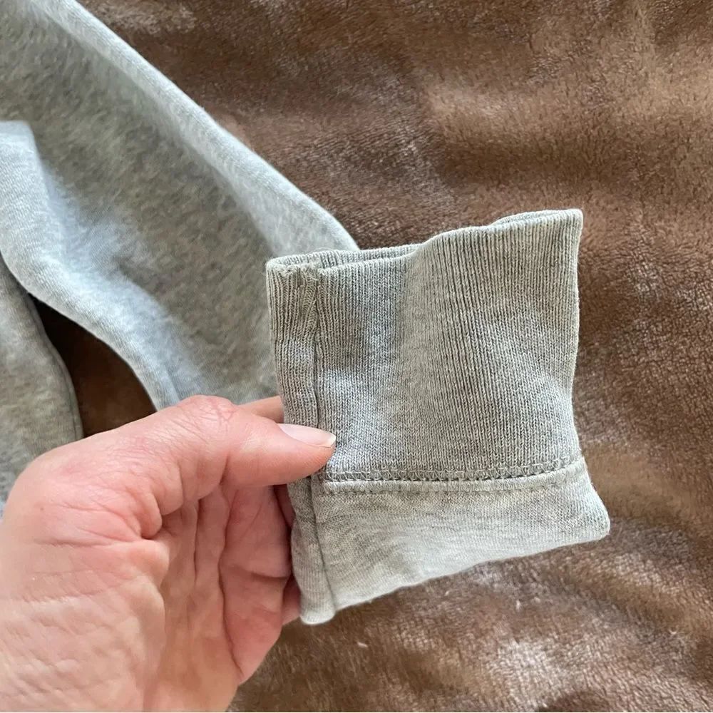 GAP Kids Girls Gray Hooded Sweatshirt with Pink Logo and Kangaroo Pocket 6-7 - Picture 6 of 9